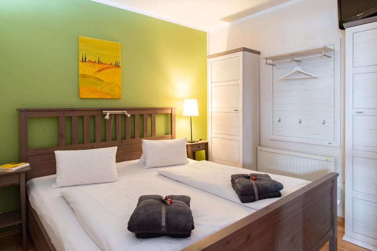 Haus Salzburgblick Bed & Breakfast